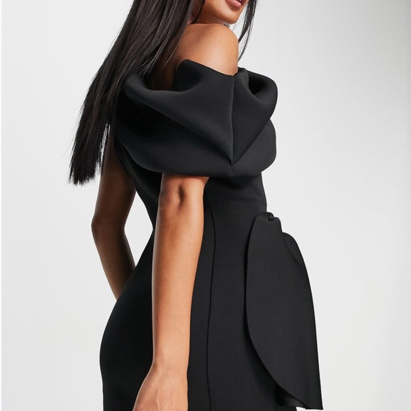 ASOS DESIGN fallen one shoulder mini dress - Picture 2 of 4